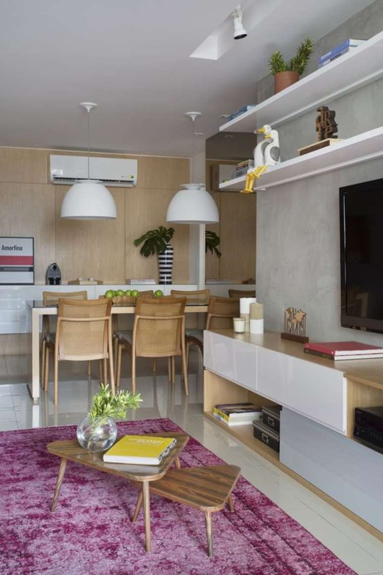 63. Apartamento com decoração em tons de roxo – Via: Pinterest