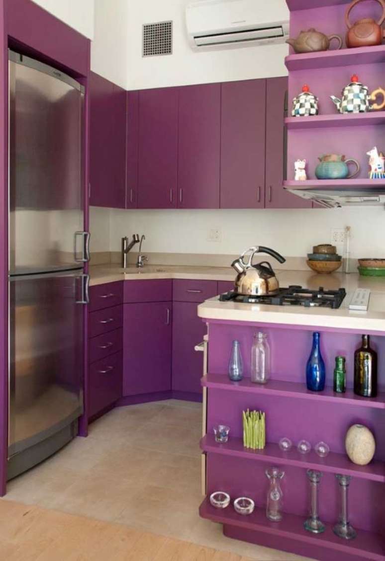 66. Cozinha em tons de roxo – Via: Pinterest