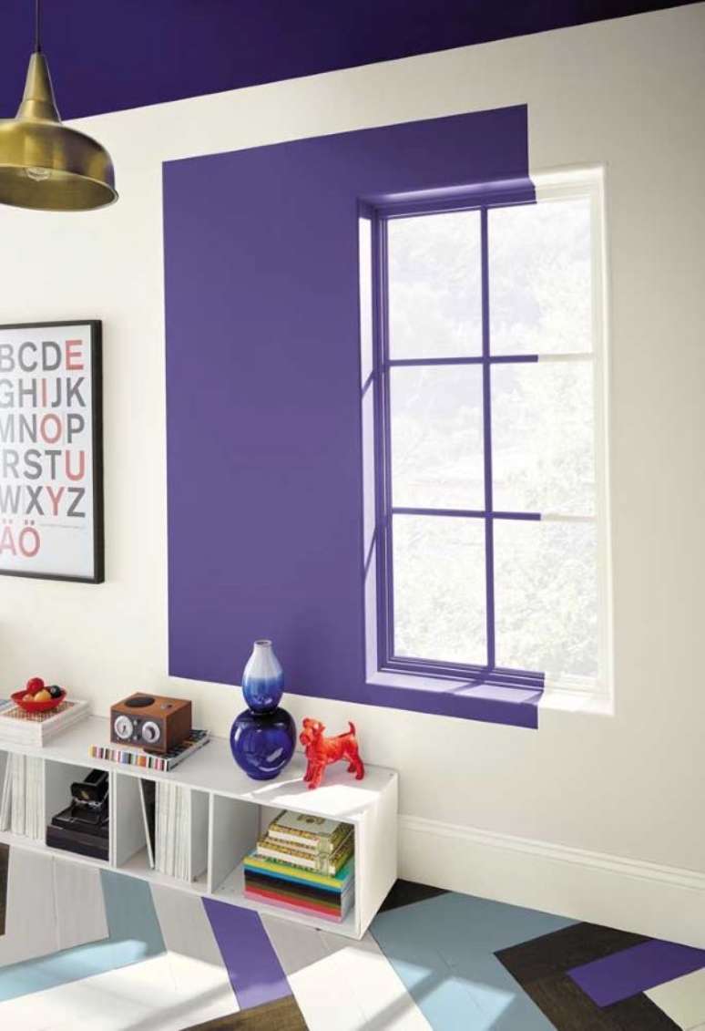 14. Pintura de parede com tons de roxo – Via: Pinterest