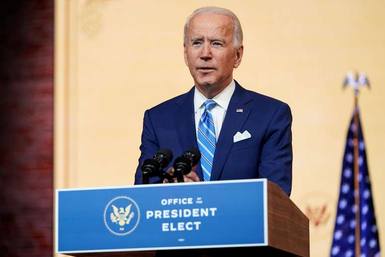 Presidente eleito dos EUA, Joe Biden, na sede da transição de governo em Wilmington, no Delaware
25/11/2020 REUTERS/Joshua Roberts