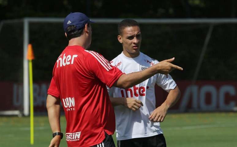 Antony foi vendido ao Ajax em fevereiro deste ano (Foto: Érico Leonan/saopaulofc.net)