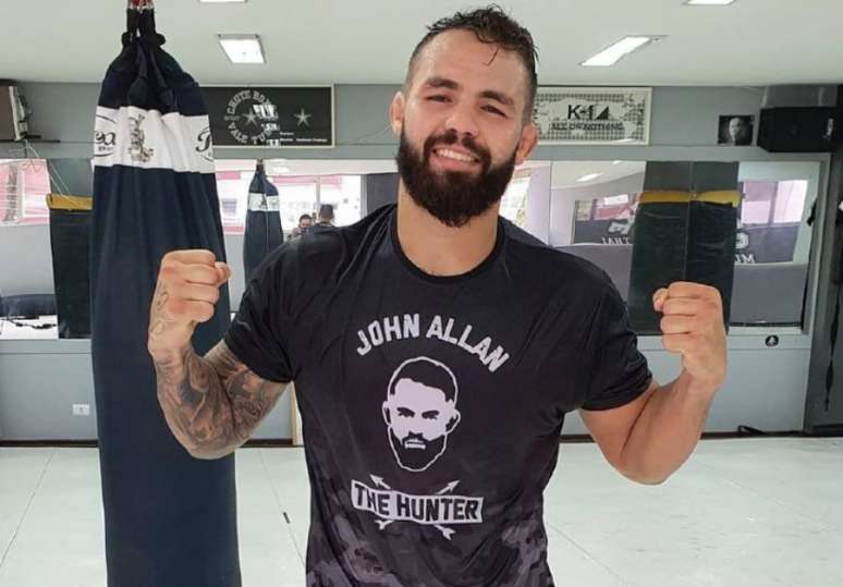 John Allan encara Roman Dolidze este sábado (5) pelo UFC em Las Vegas (Foto: arquivo pessoal)