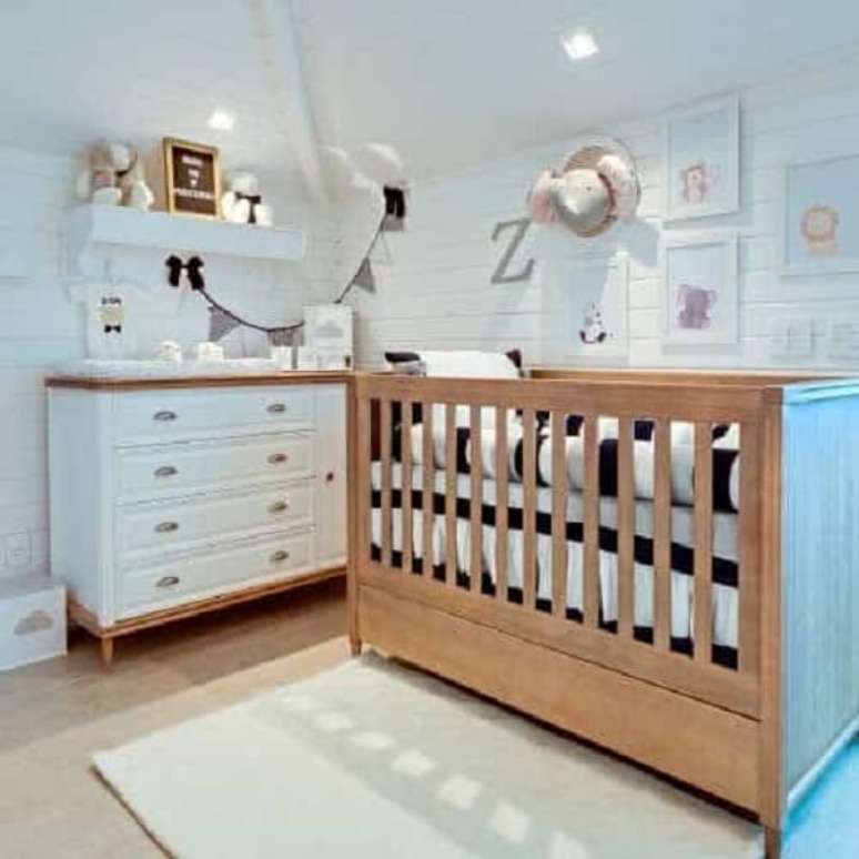 13. O berço com gaveta embaixo acomoda uma cama auxiliar. Fonte: Pinterest
