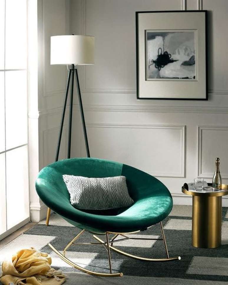 45. Poltrona verde estilo balanço – Via: Pinterest