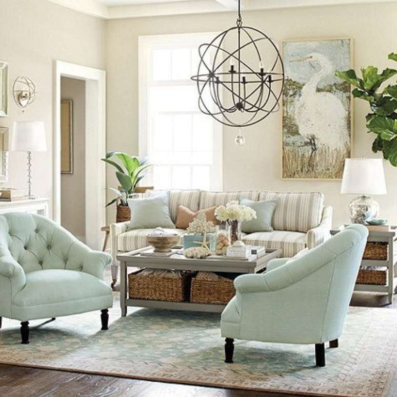 19. Conjunto de poltronas verdes – Via: Ballard Designs