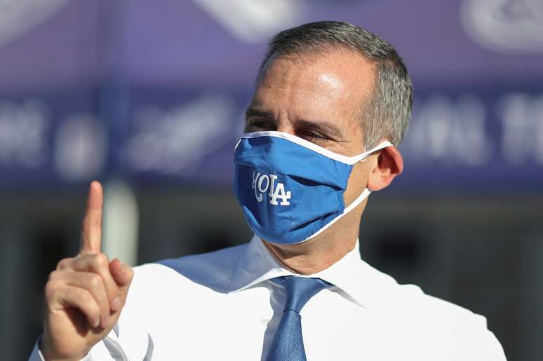 Prefeiro de Los Angeles, Eric Garcetti
30/10/2020 REUTERS/Lucy Nicholson