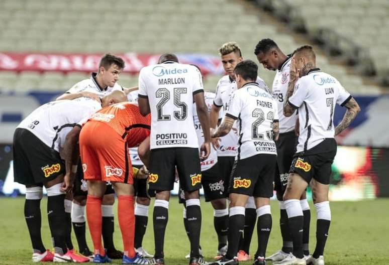 Fábio Santos vê Corinthians crescendo coletivamente mesmo com o empate nesta quarta (Foto: Ag. Corinthians)