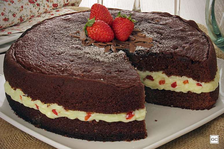 Guia da Cozinha - 11 receitas de bolo de chocolate para quem ama esse ingrediente