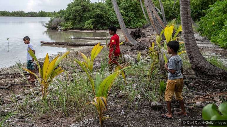 Apesar da reputa&ccedil;&atilde;o paradis&iacute;aca das Maldivas, muitas crian&ccedil;as locais nunca tiveram a oportunidade de praticar mergulho com snorkel