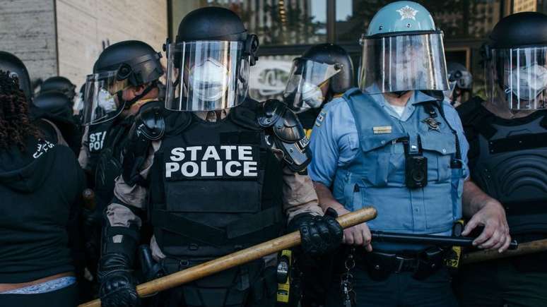 Homic&iacute;dios aumentaram, mas roubos e estupros ca&iacute;ram, segundo dados do primeiro semestre de 2020