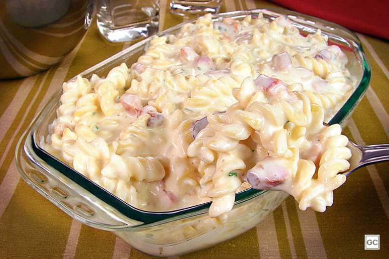 Guia da Cozinha - Receitas de macarrão ao molho branco para se deliciar