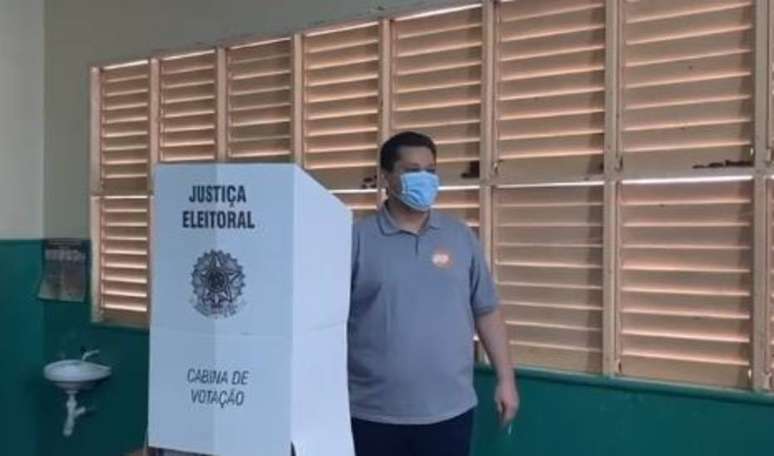 Presidente do Senado, Davi Alcolumbre compareceu a Macapá para votar nas eleições municipais 2020. 