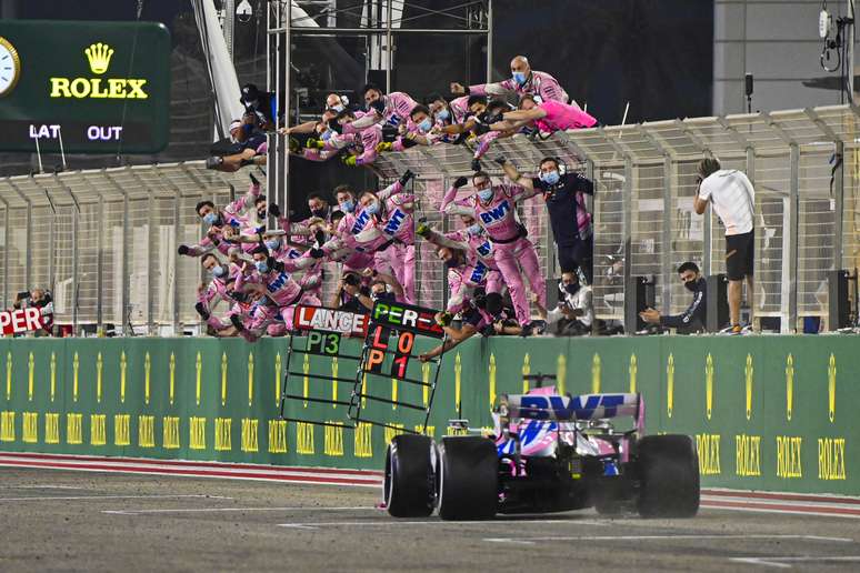 Sergio Perez ganhou sua primeira corrida na F1, mas era o piloto que já foi demitido.