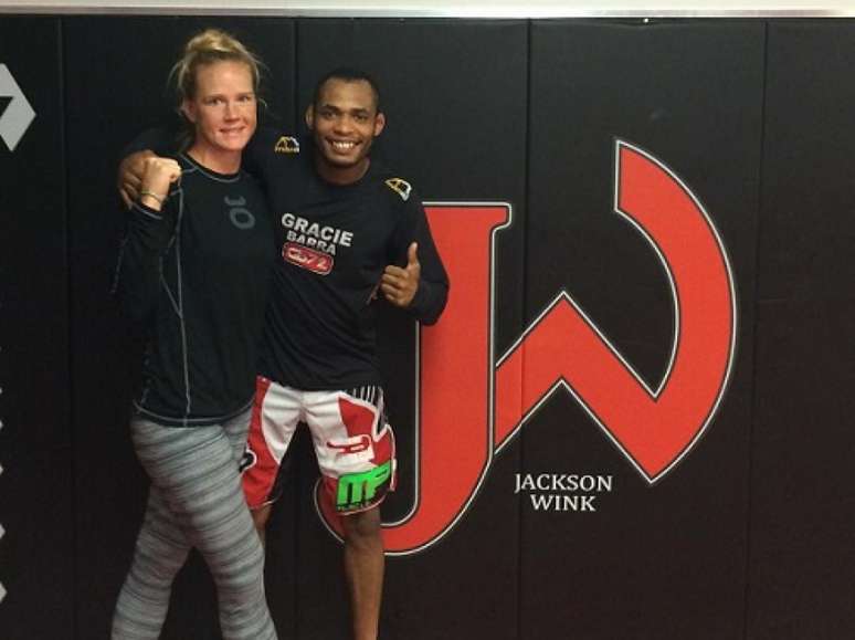 Rafael ‘Barata’ Freitas é responsável por ‘afiar’ o Jiu-Jitsu de Holly Holm (Foto: Reprodução/Instagram/@hollyholm)