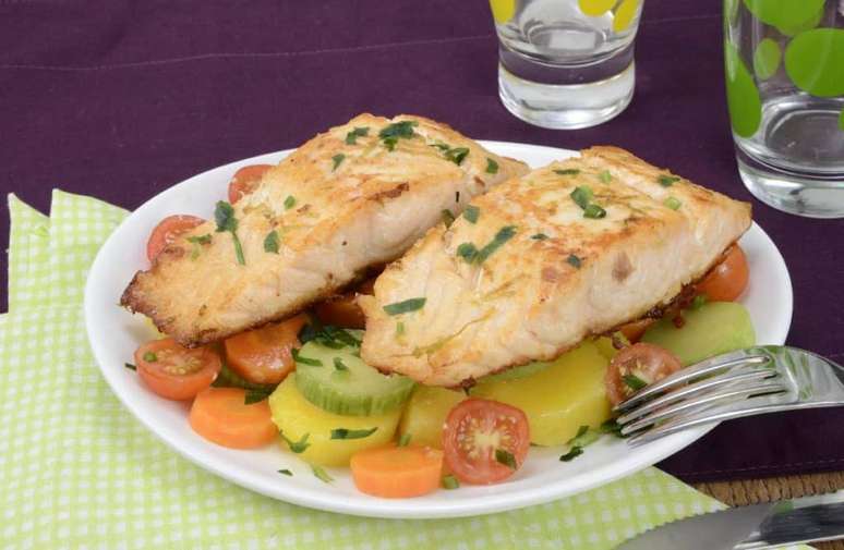 Guia da Cozinha - Salm&atilde;o grelhado: aprenda seis maneiras diferentes de preparar