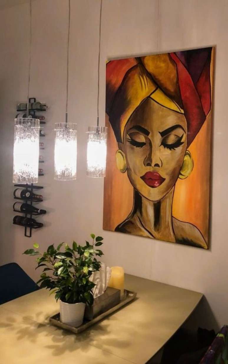 27. Quadros cl&aacute;ssicos na sala de jantar &ndash; Via: Pinterest