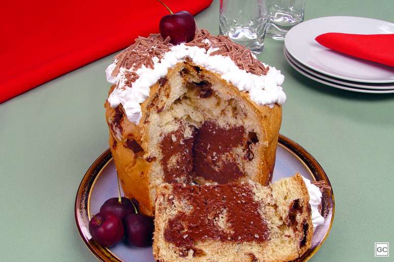 Guia da Cozinha - Veja oito versões deliciosas de chocotone para testar em casa