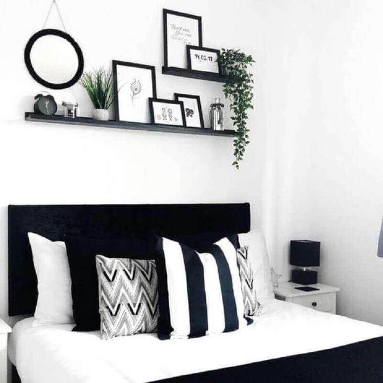 3. Em ambientes pequenos com decora&ccedil;&atilde;o perto e branco prefira deixar o branco como cor base &ndash; Foto: Pinterest