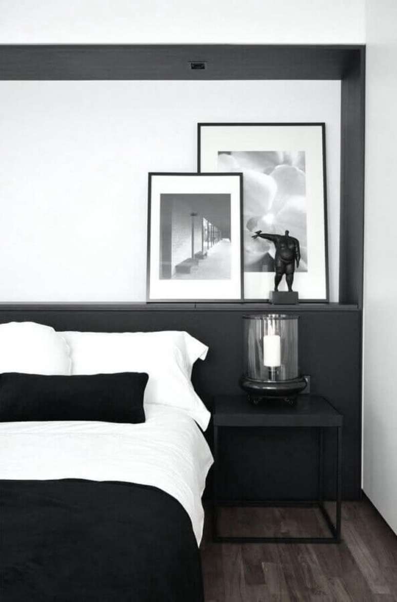 37. Decoração de quarto preto e branco moderno planejado – Foto: Pinterest