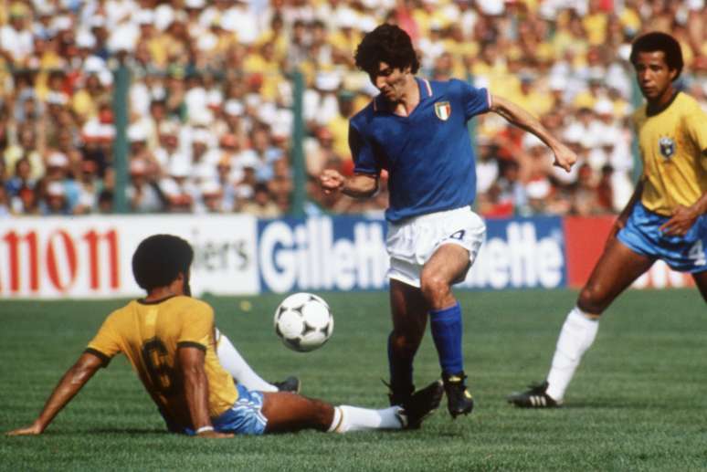 Carrasco do Brasil na Copa do Mundo de 1982, Paolo Rossi morre aos 64 anos