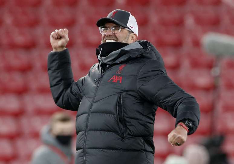 Klopp em partida do Liverpool e Wolverhampton Wanderers
 6/12/2020  REUTERS/Clive Brunskill 