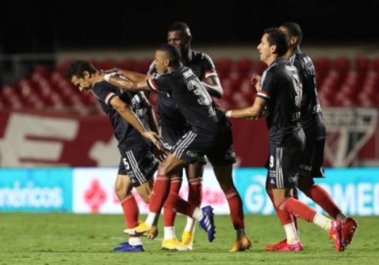 Tricolores pedem retorno de jogador ao time do São Paulo - Lance!