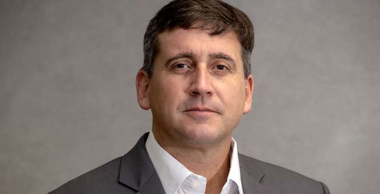 Carlo Faccio, diretor do ICL: muitos consumidores desconhecem os procedimentos ou acham que v&atilde;o pagar por algo, mas &eacute; totalmente gratuito e r&aacute;pido.