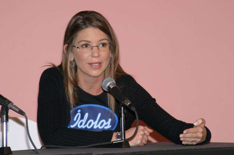 Daniela Beyruti, filha de Silvio Santos, em coletiva do programa 'Ídolos', em 2006