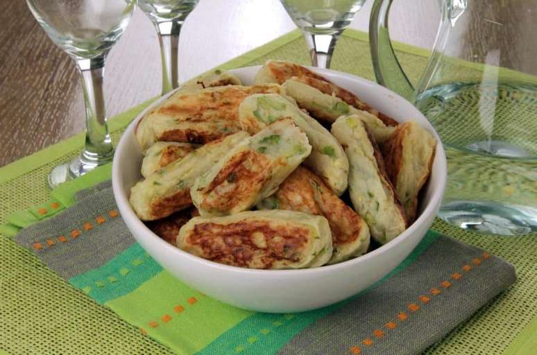 Guia da Cozinha - Receitas de bolinho de batata para aperitivos saborosos
