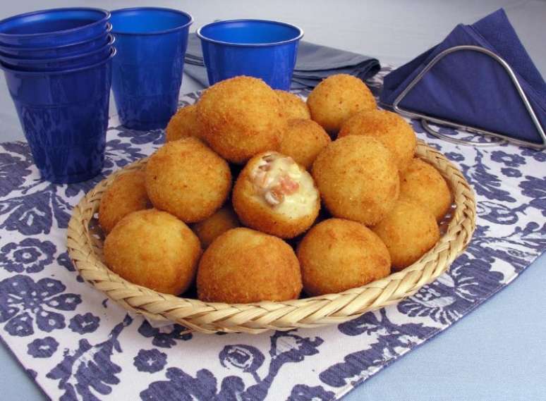 Guia da Cozinha - Receitas de bolinho de batata para aperitivos saborosos