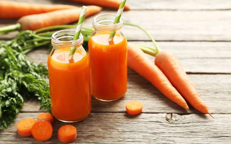 Sucos com cenoura: saiba como ter uma pele mais bonita no verão