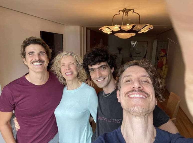 Reynaldo Gianecchini, Mar&iacute;lia Gabriela, Fabr&iacute;cio Santana e Theodoro Cochrane