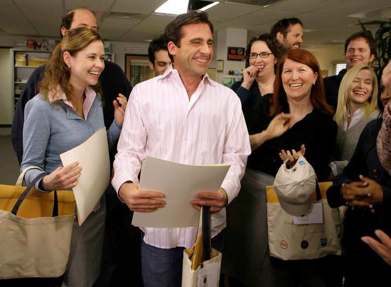 Ator Steve Carell e outros membros do elenco de "The Office"
11/01/2007
REUTERS/Danny Moloshok/File Photo