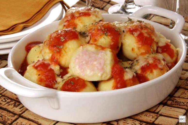 Guia da Cozinha - Nhoque recheado com presunto, queijo e Catupiry®