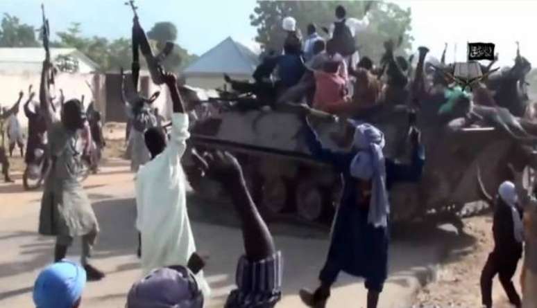 Grupo terrorista Boko Haram sequestrou mais 333 estudantes na Nigéria