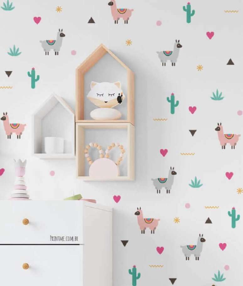 22. Modelo l&uacute;dico de papel de parede delicado para decora&ccedil;&atilde;o infantil &ndash; Foto: Printme