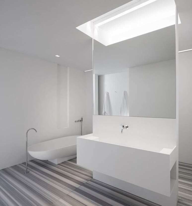 26. Decoração minimalista para banheiro – Foto: Archilovers