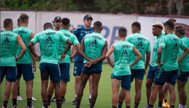 Flamengo segue preparação para jogo com o Bahia 