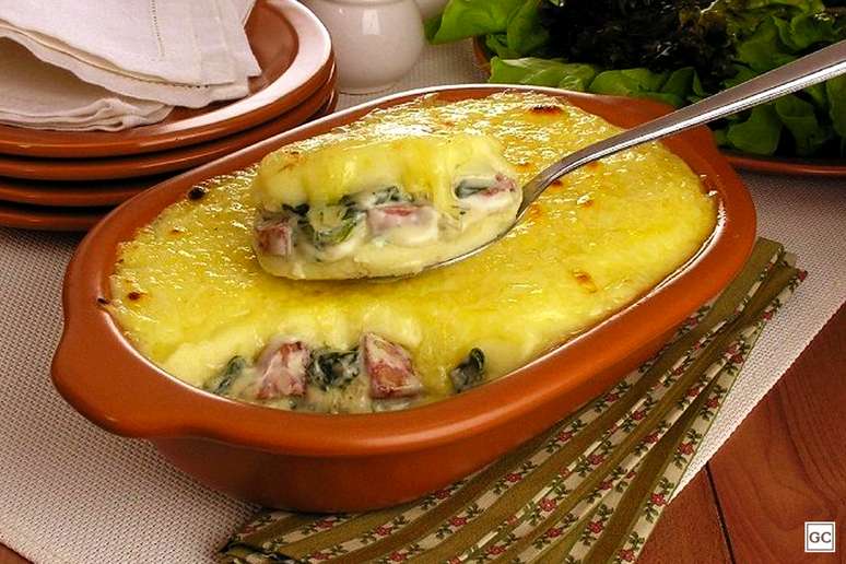 Guia da Cozinha - 7 receitas de pur&ecirc; recheado para refei&ccedil;&otilde;es diferentes