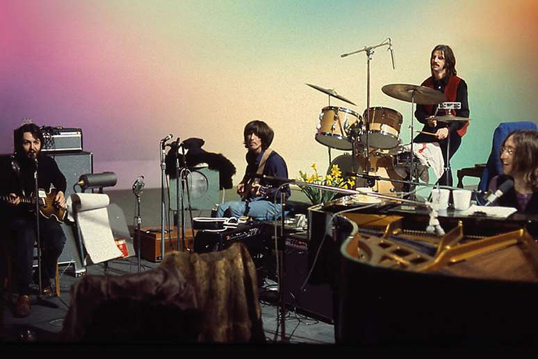 Peter Jackson revela prévia de documentário sobre os Beatles