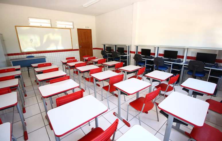 Justiça suspende retomada de aulas presenciais em SP
