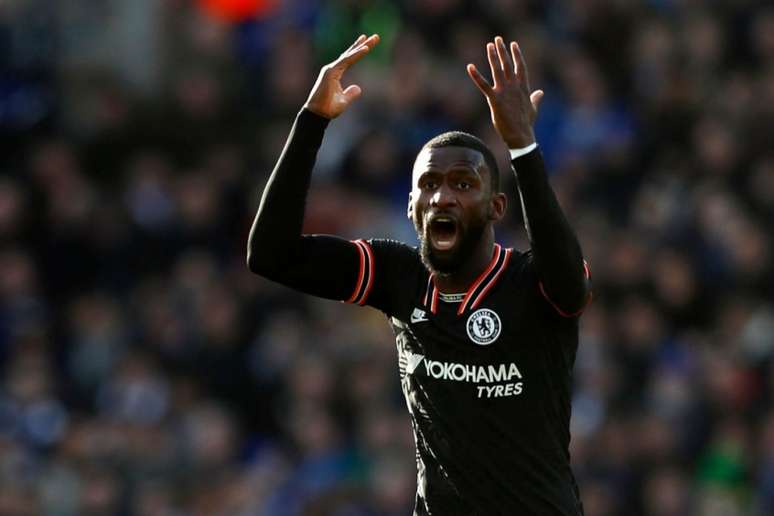 Rüdiger tem contrato com o Chelsea até junho de 2022 (Foto: AFP)