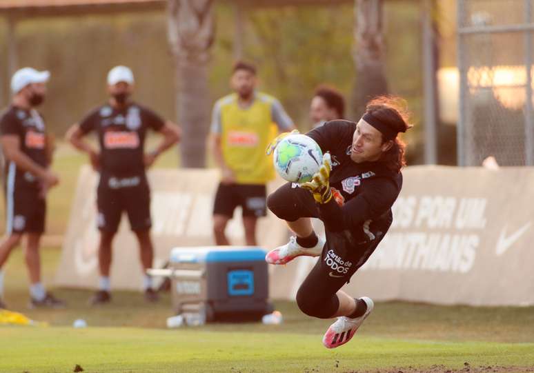 O Corinthians de Cassio pode virar arma do SBT no ano que vem