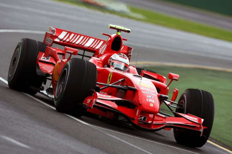 Kimi Haikkonen substituiu Michael Schumacher na Ferrari e conquistou o título em 2007.