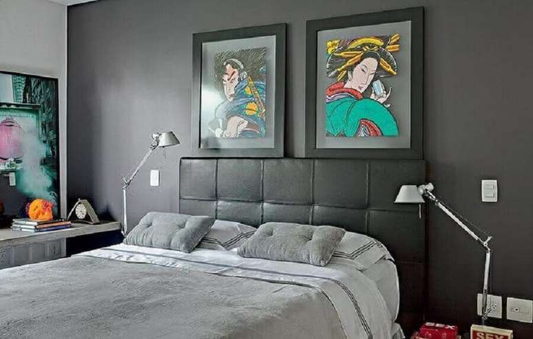 64. Quadros coloridos para decoração de quartos em tons de cinza – Foto: Jeito de Casa