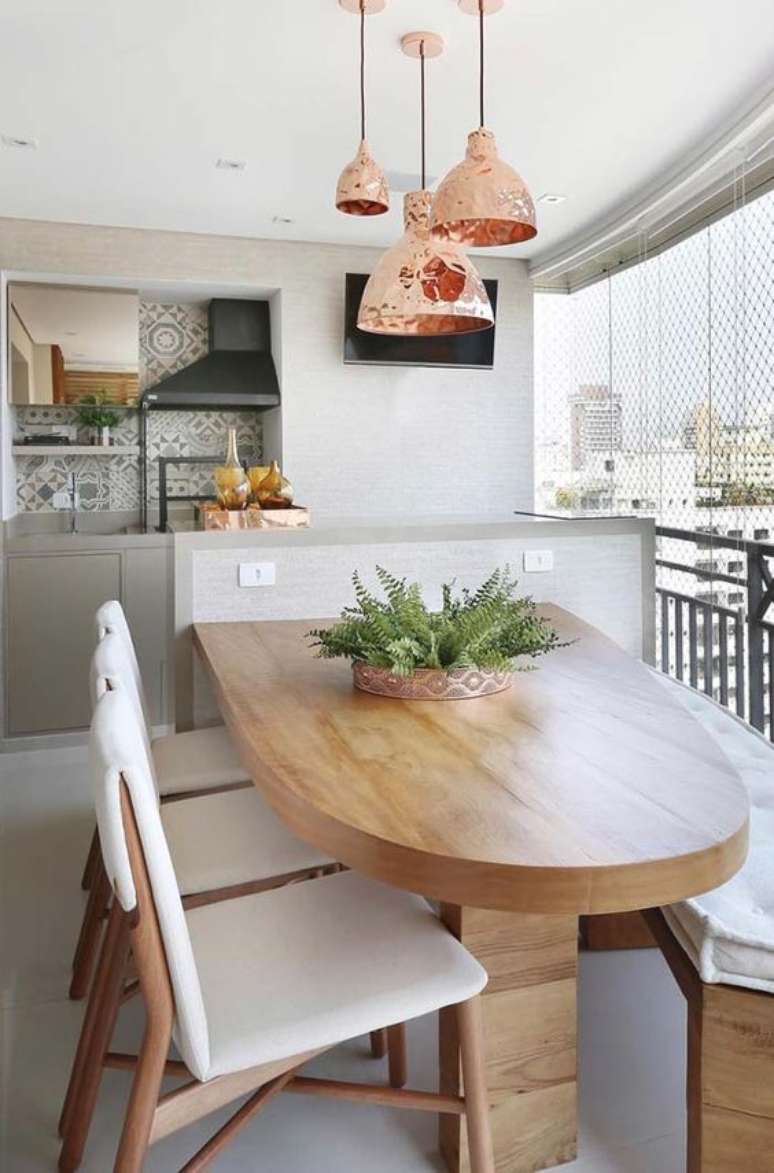 2. Mesa para apartamento gourmet oval – Via: Arkpad
