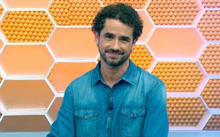 Felipe Andreoli é apresentador do 'Globo esporte' (Foto: REPRODUÇÃO/TV GLOBO)