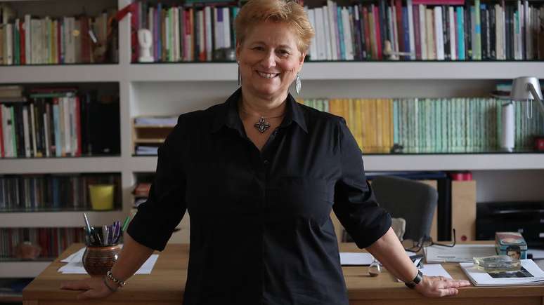 Segundo soci&oacute;loga espanhola Rosa Cobo, qualquer tipo de pornografia &eacute; mis&oacute;gina, ou seja, "transforma a mulher em objeto de &oacute;dio e difama&ccedil;&atilde;o"