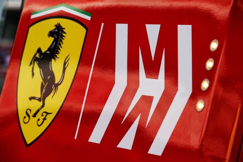 Marca Mission Winnow no SF1000 rendeu uma ameaça de processo à Ferrari por propaganda subliminar.