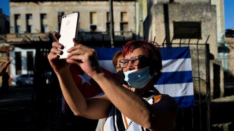 Setores descontentes da população cubana se tornaram mais visíveis devido ao maior acesso à internet e redes sociais